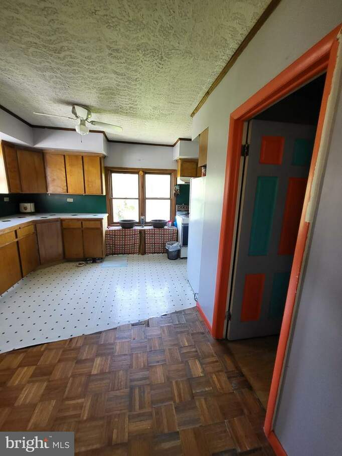 805 Front Street, Newton Hamilton, PA 17075 MLS PAMF2028212 RLAH properties