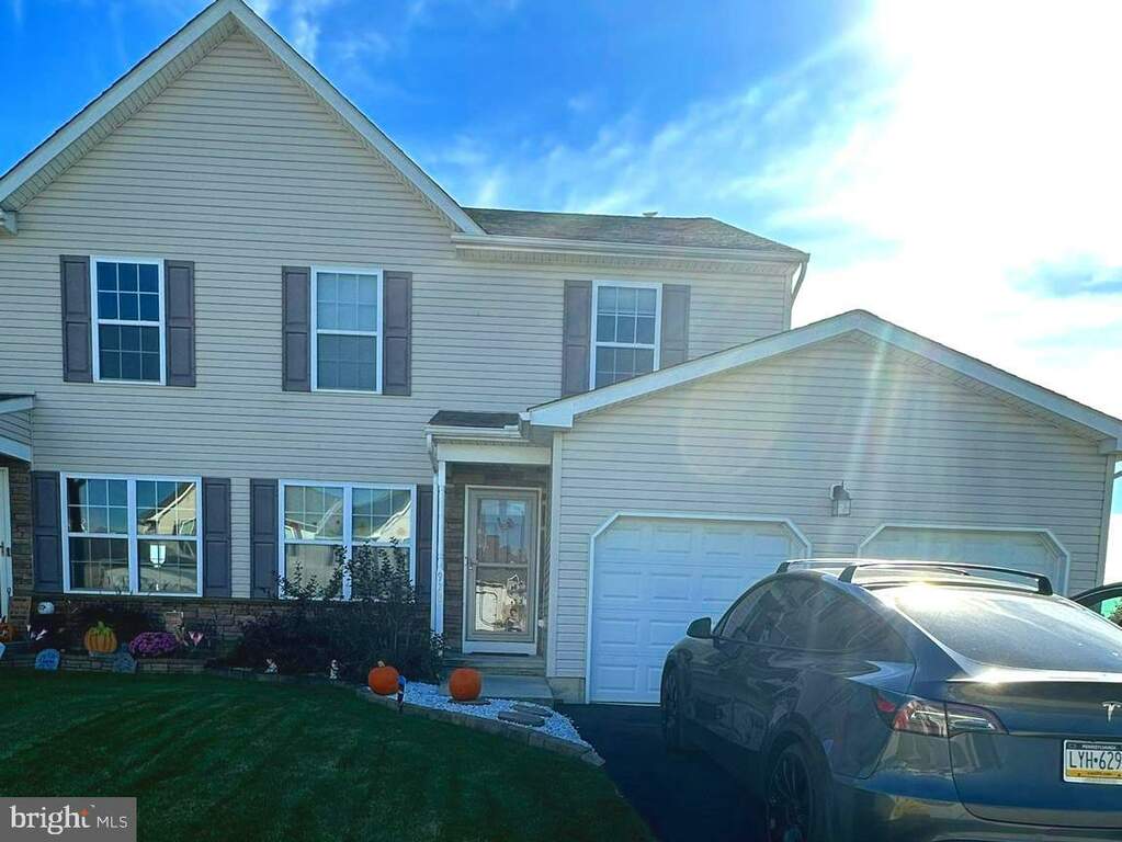 978 Graystone Circle, Northampton, PA 18067 MLS PANH2004852 RLAH