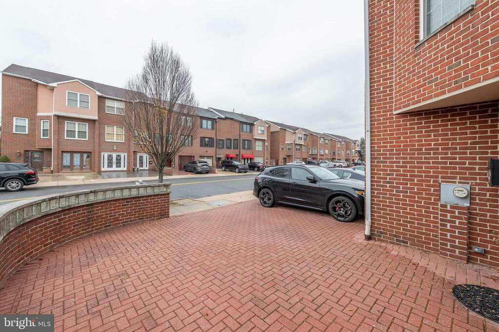 3222 S Sydenham Street, Philadelphia, PA 19145 MLS PAPH2304994