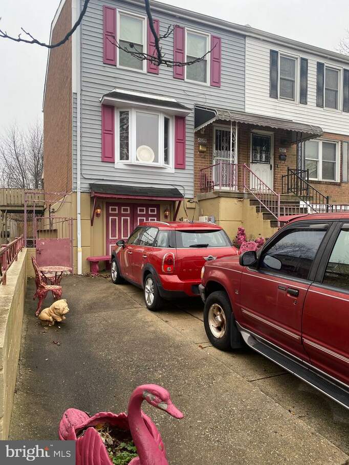 8029 Pompey Place, Philadelphia, PA 19153 MLS PAPH2308128 RLAH