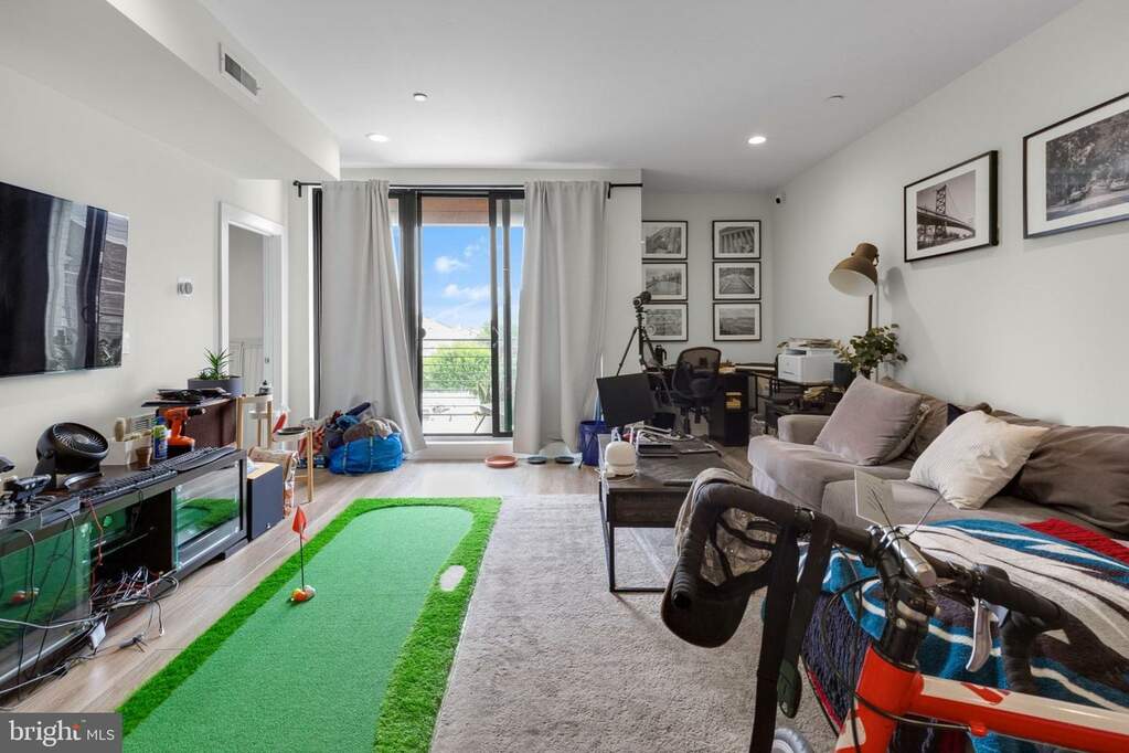 362 Monastery Avenue 2, Philadelphia, PA 19128 MLS PAPH2367300