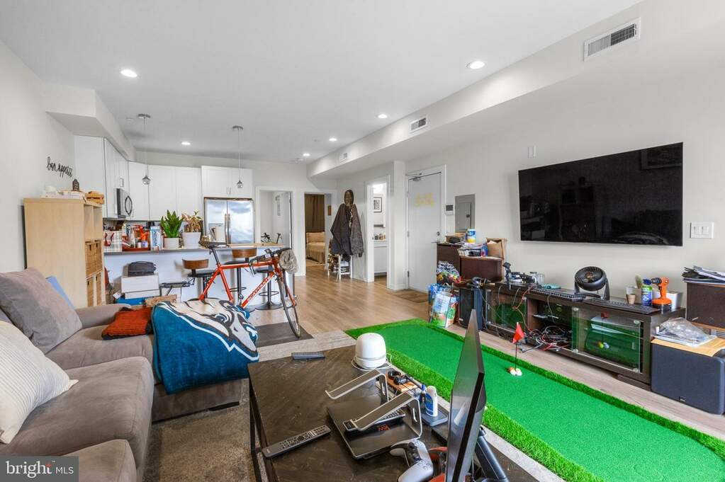 362 Monastery Avenue 2, Philadelphia, PA 19128 MLS PAPH2367300