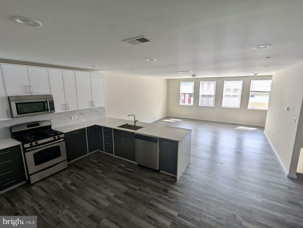 800 N 48th Street #20, Philadelphia, PA 19139, Philadelphia