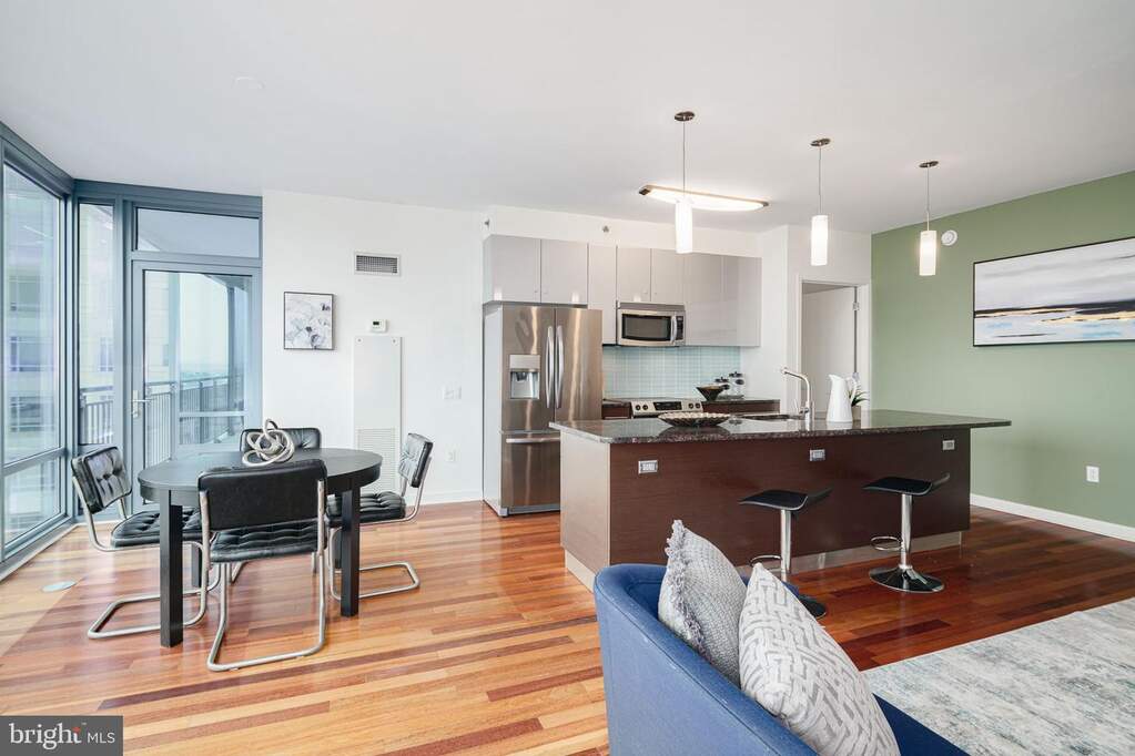 Apartment in Philadelphia, Fitler Square, Center City - View 4