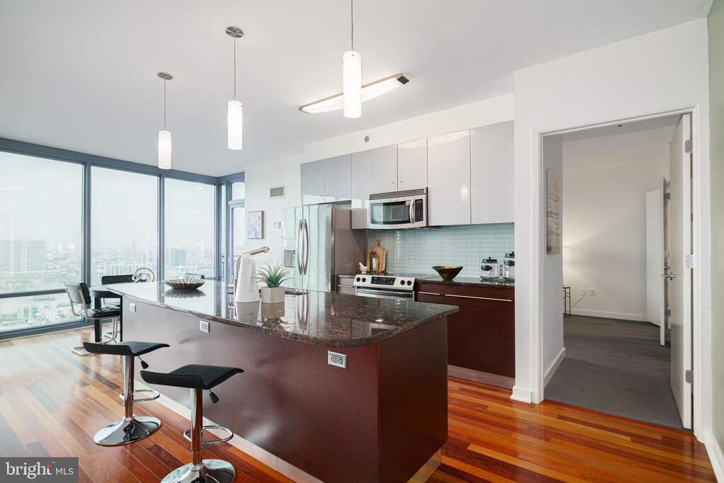 Apartment in Philadelphia, Fitler Square, Center City - More