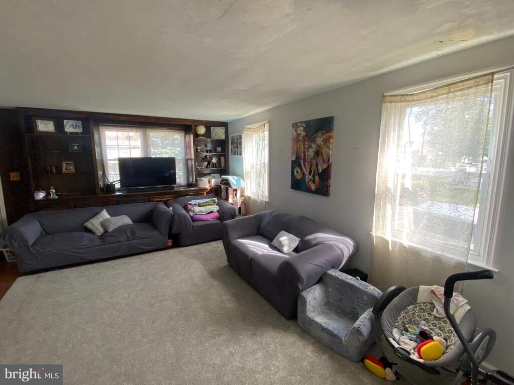 1238 Glenview Street, Philadelphia, PA 19111 - View 4