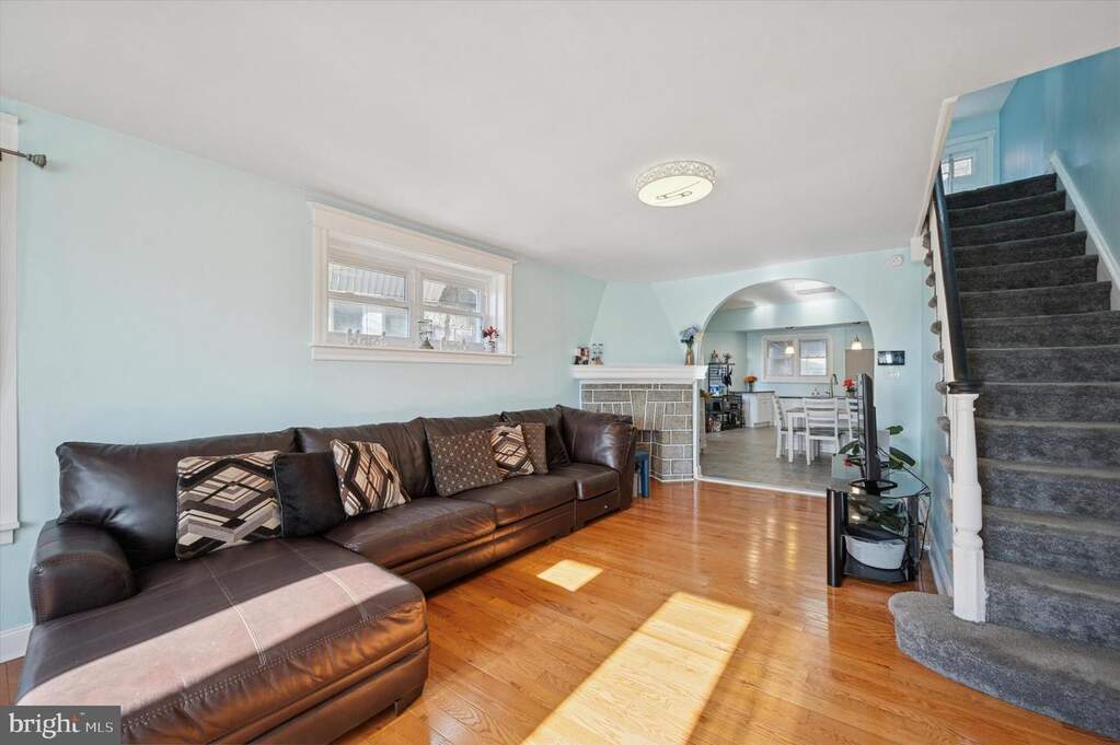 5823 Upland Way, Philadelphia, PA 19131 - View 4