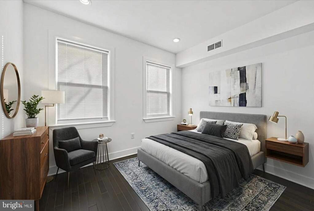 1327 S Hollywood Street, Philadelphia, PA 19146 - View 4