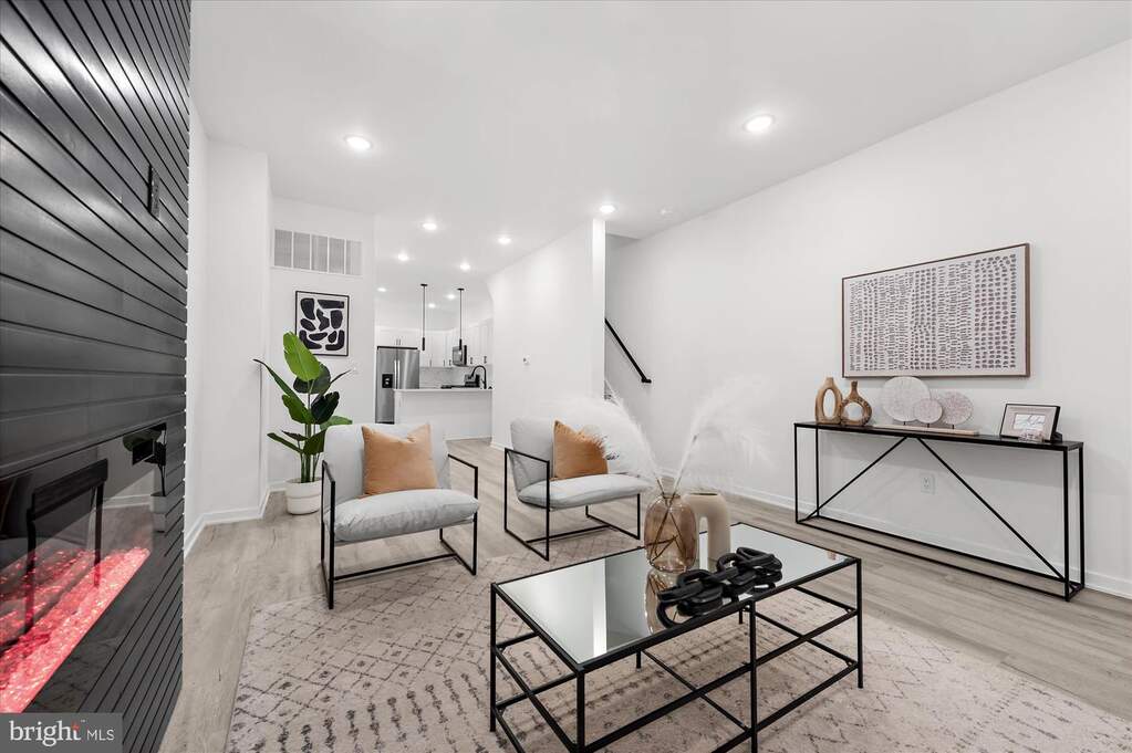 524 E Penn Street, Philadelphia, PA 19144 - View 3