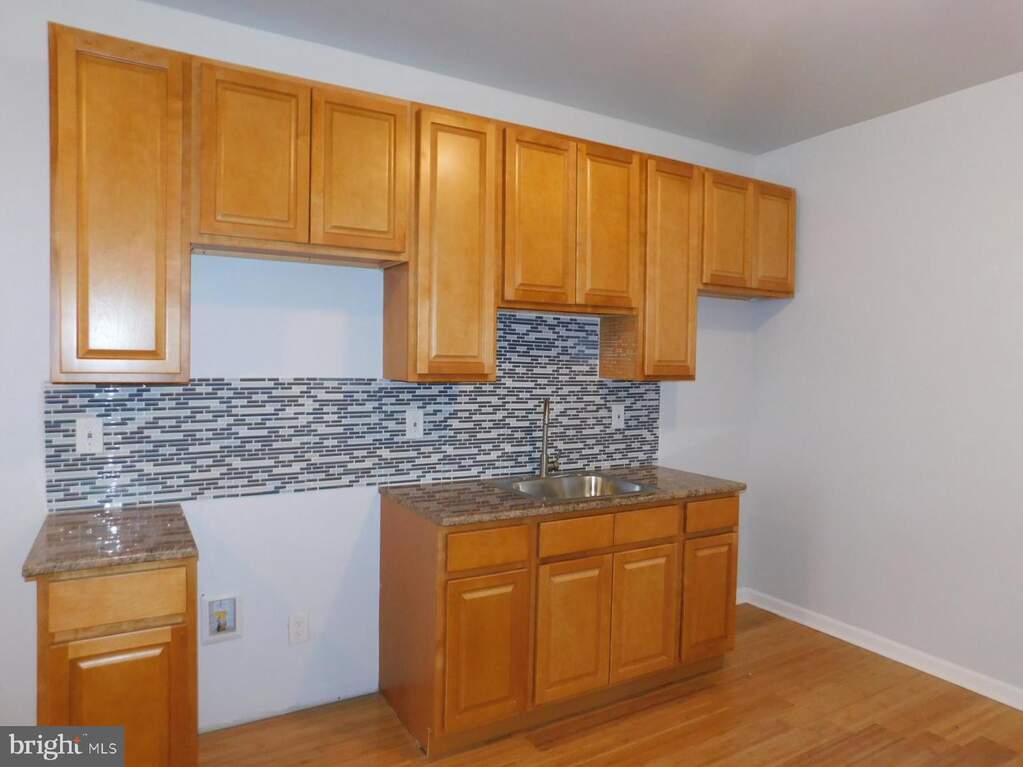 2249 N Woodstock Street, Philadelphia, PA 19132 - View 3