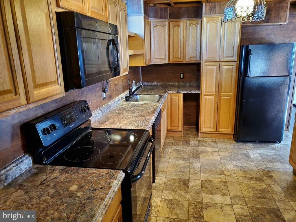 221 E Market Street B, Orwigsburg, PA 17961 MLS PASK2014402 RLAH