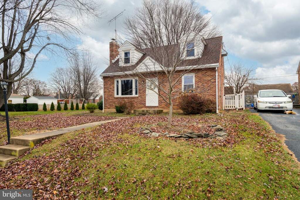 301 Greystone Road, York, PA 17402 MLS PAYK2052944 RLAH properties