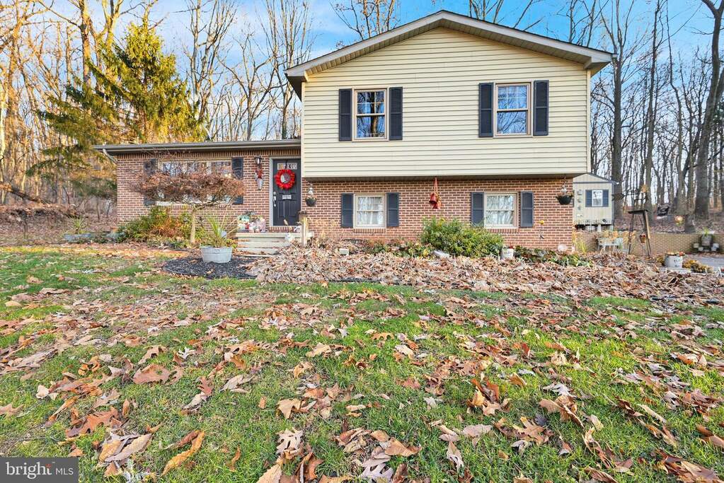 2697 Stoverstown Road, Spring Grove, PA 17362 MLS PAYK2053504 RLAH