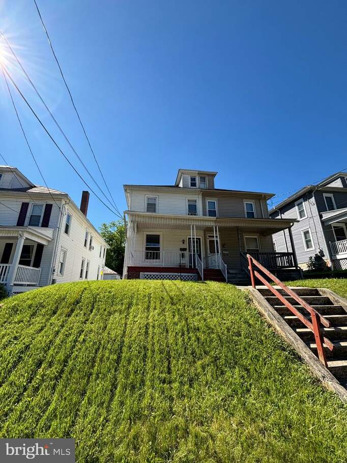 110 E High Street, Red Lion, PA 17356 MLS PAYK2061988 RLAH properties