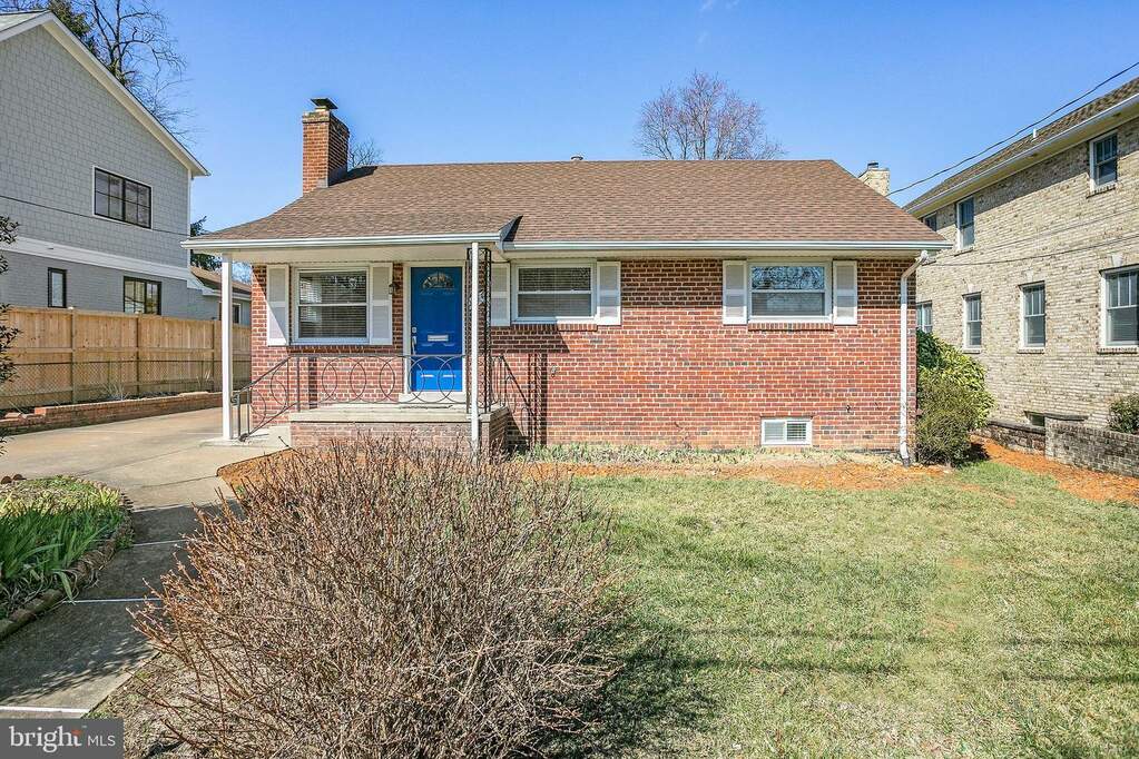 2134 Patrick Henry Drive, Arlington, VA 22205 MLS VAAR2040806 RLAH