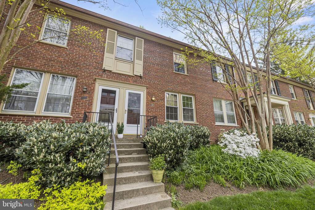 1030 S Barton Street 275, Arlington, VA 22204 MLS VAAR2042564