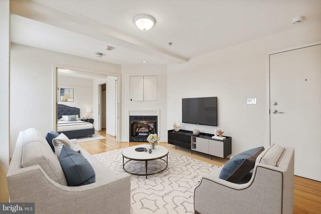 815 King Street 6C, Alexandria, VA 22314 MLS VAAX2029354 RLAH