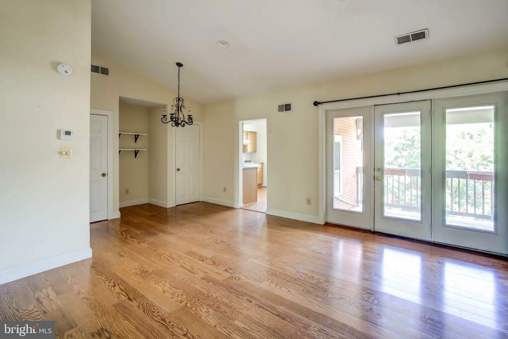 536 Colecroft Court, Alexandria, VA 22314 MLS VAAX2029716 RLAH