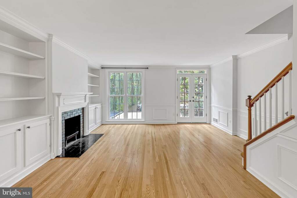 911 S Lee Street, Alexandria, VA 22314 MLS VAAX2034932 RLAH properties