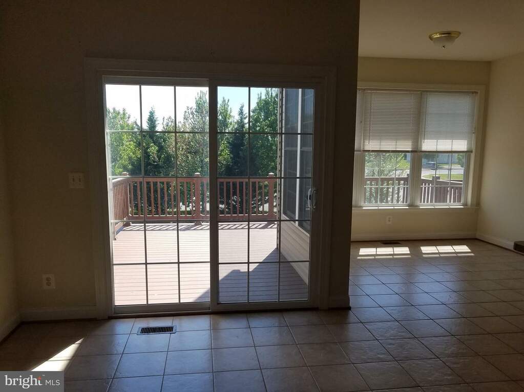 206 Cross Keys Place, Stephens City, VA 22655 MLS VAFV2016380 RLAH