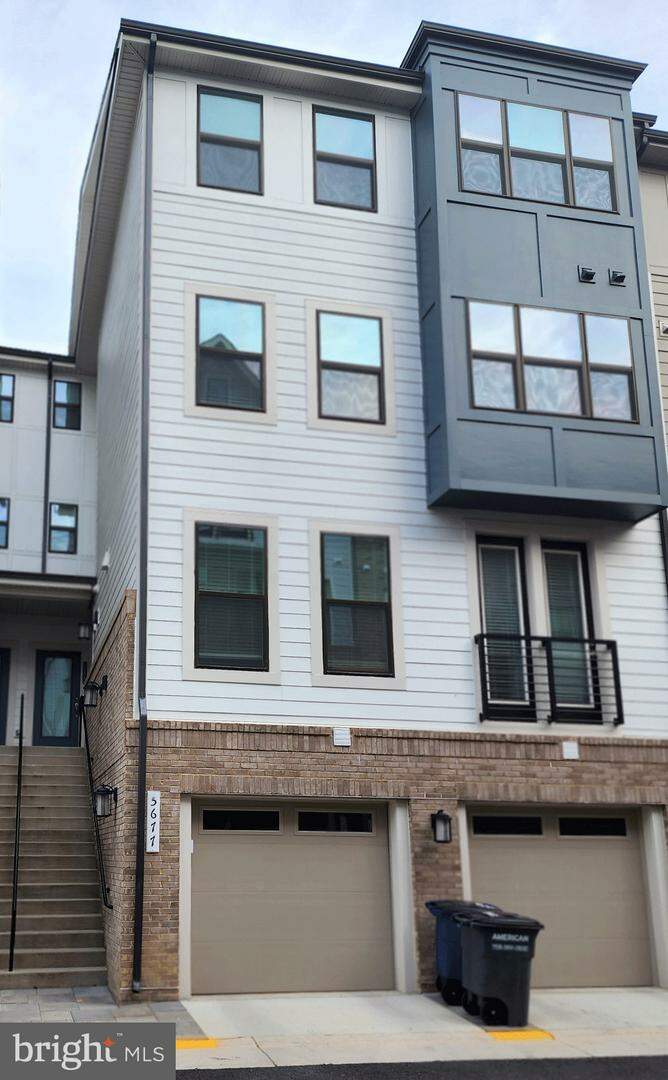 5677 Stephanie Tessa Way, Alexandria, VA 22303 MLS VAFX2155612