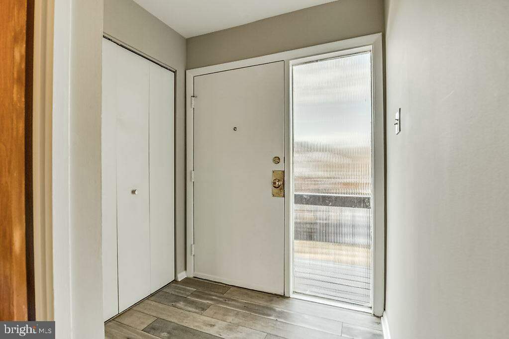 7301 Larrup Court Alexandria VA 22315 MLS# VAFX2157432 RLAH