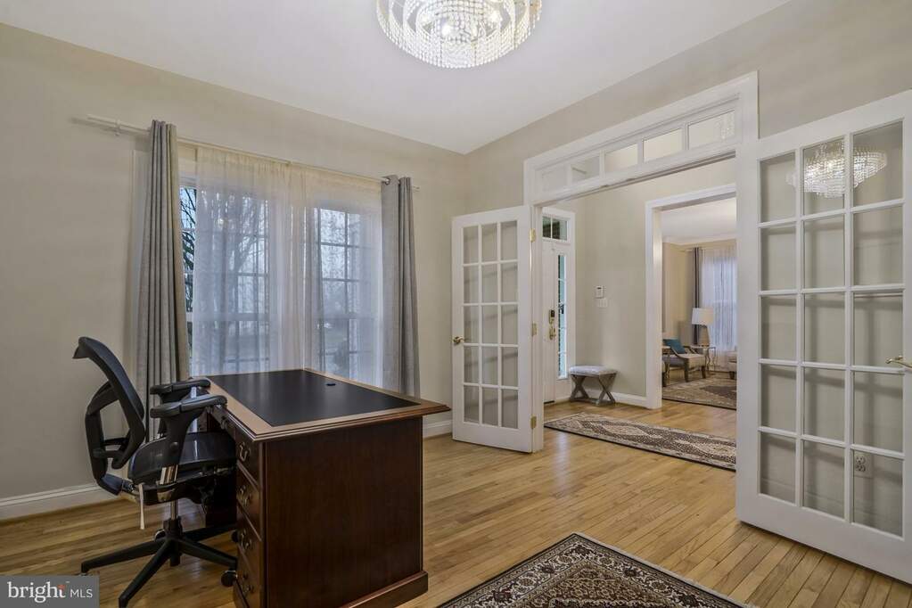 2393 Watters Glen Court, Falls Church, VA 22043 MLS VAFX2158442