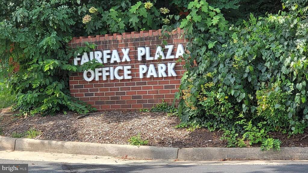 9506 Lee Highway, Fairfax, VA 22031 - View 3
