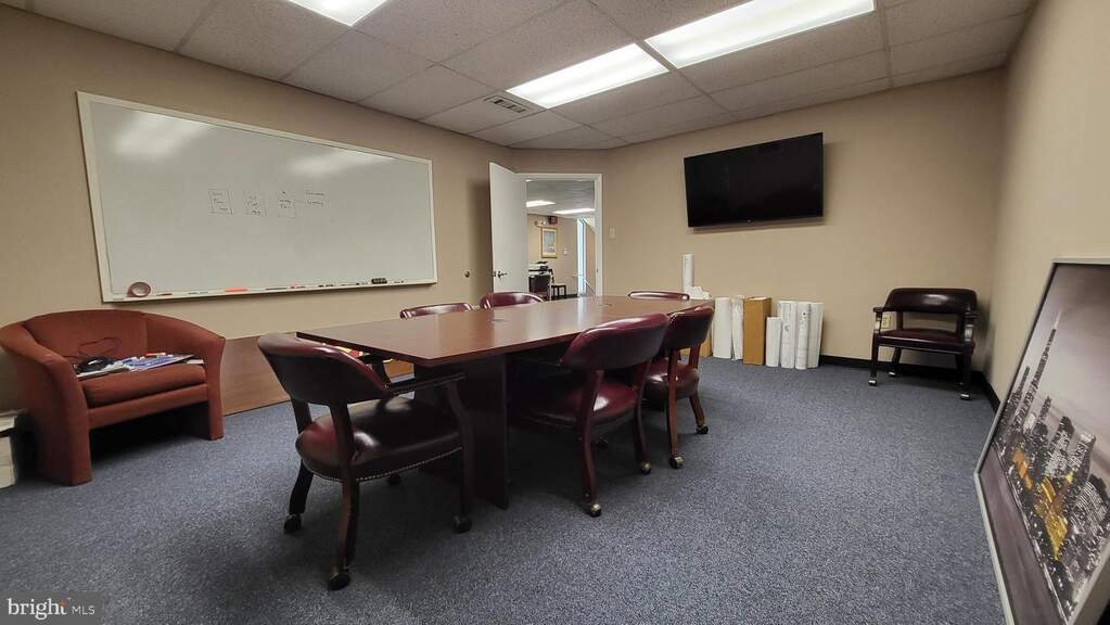 9506 Lee Highway, Fairfax, VA 22031 - View 5