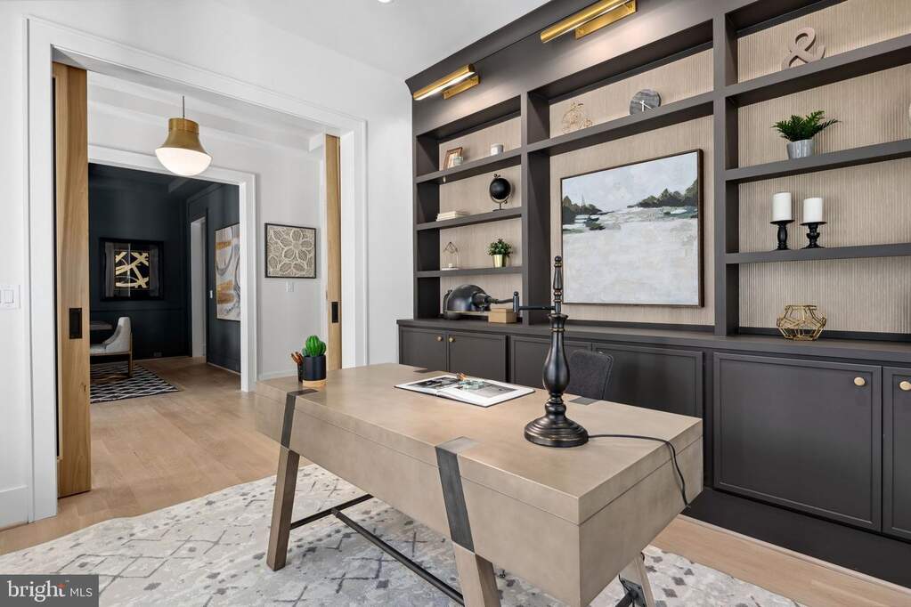 1565 Forest Villa Lane, Mclean, VA 22101 - View 5