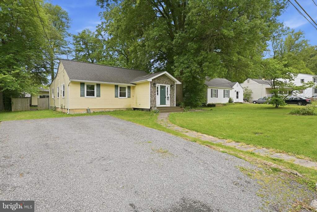 7605 Fisher Drive, Falls Church, VA 22043 - View 2