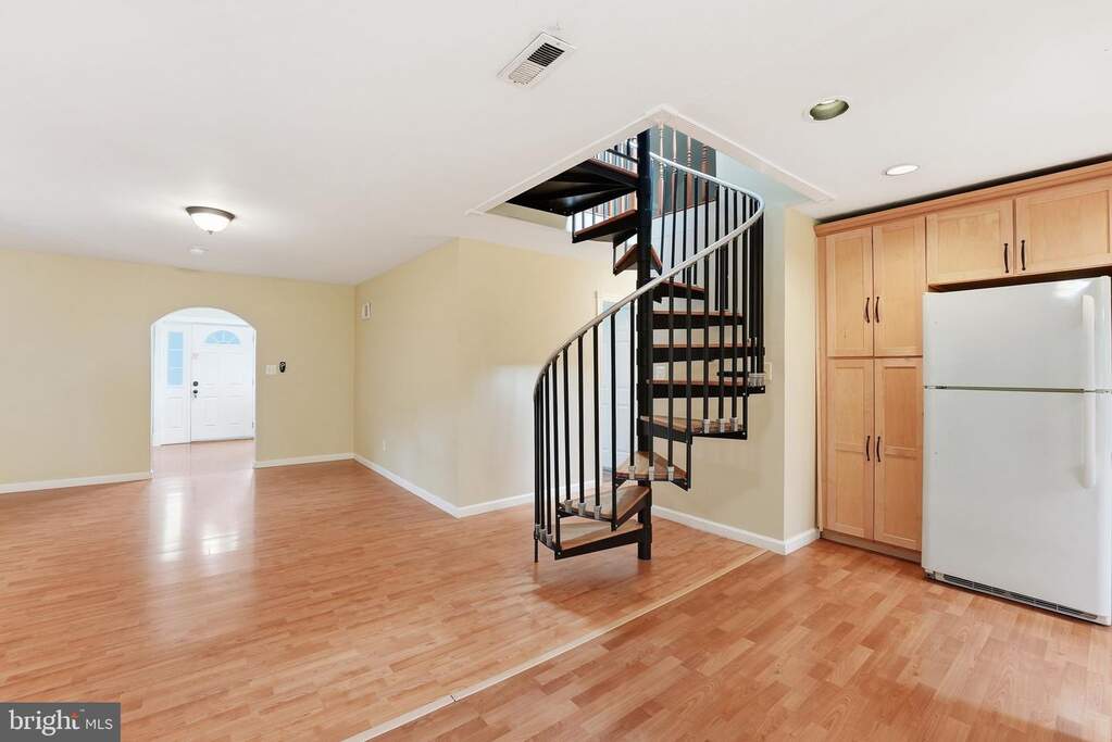 7605 Fisher Drive, Falls Church, VA 22043 - View 4