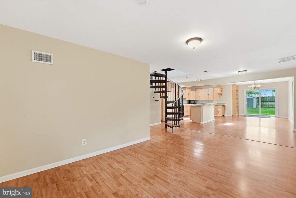 7605 Fisher Drive, Falls Church, VA 22043 - View 5