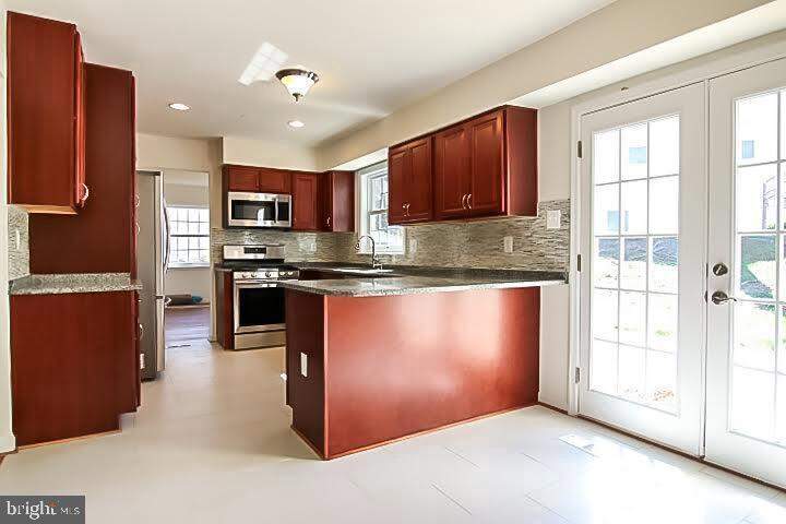13145 Melville Lane, Fairfax, VA 22033 - View 2