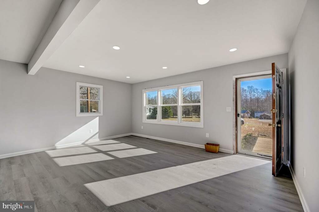 13393 Dahlgren Road, King VA 22485 MLS VAKG2004330 RLAH