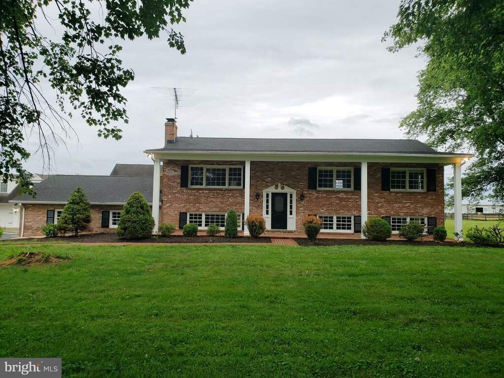 42873 Lucketts Road, Leesburg, VA 20176 MLS VALO2073202 RLAH