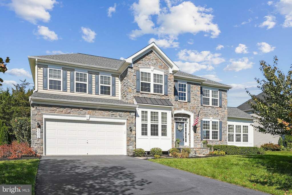 42194 Cameron Parish Drive, Ashburn, VA 20148 MLS VALO2081144 RLAH