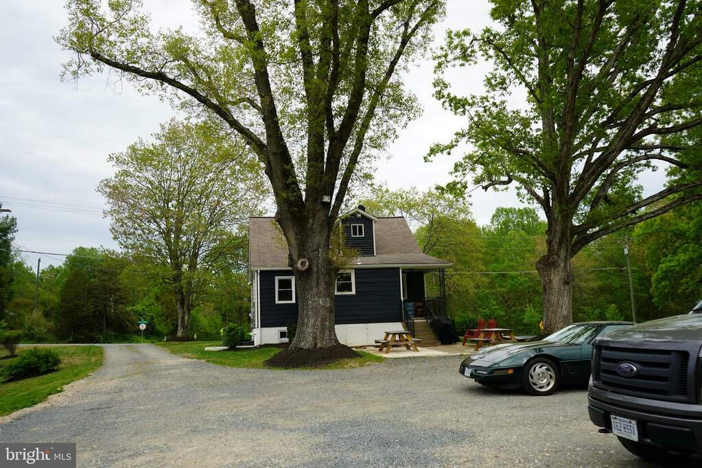 6623 Davis Ford Road, Manassas, VA 20111 MLS VAPW2069182 RLAH properties