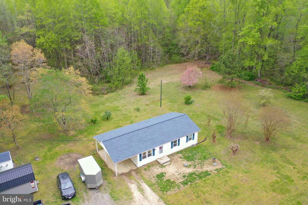 2061 Oak Row Road, Warsaw, VA 22572 MLS VARV2000324 RLAH properties