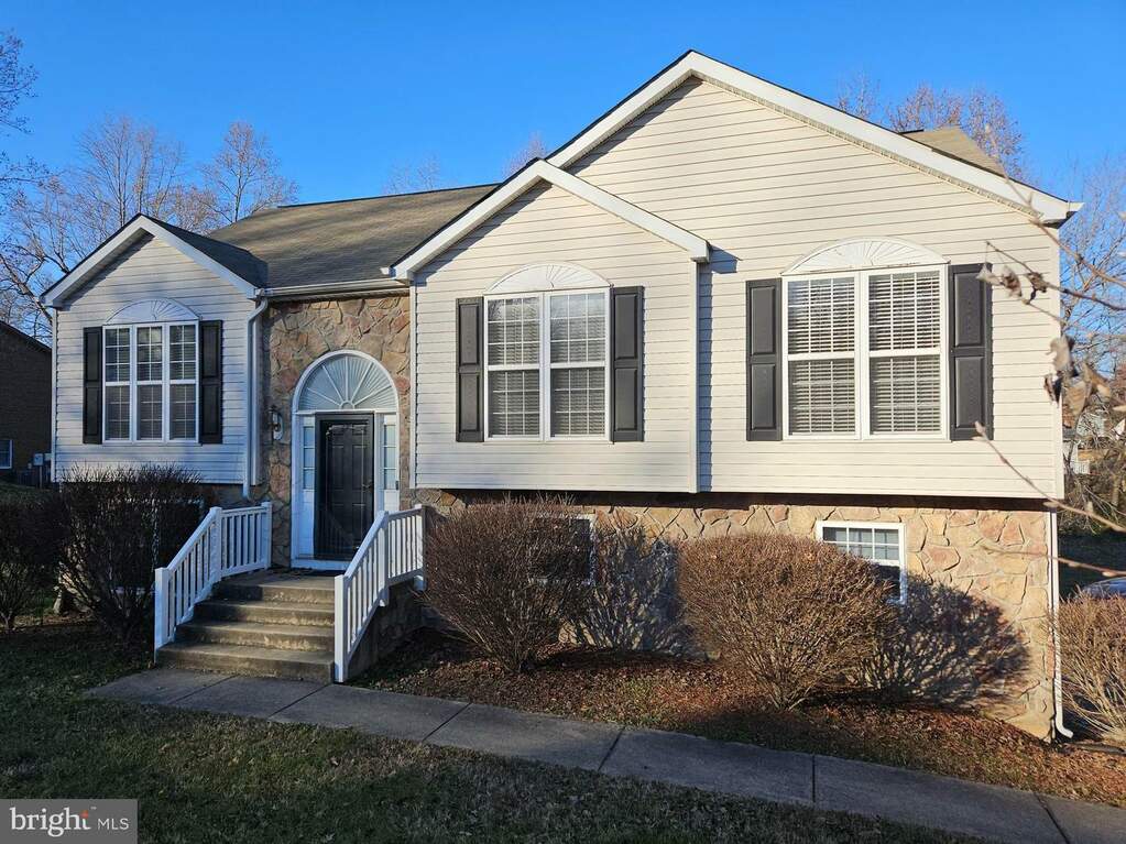 424 Laurel Avenue, Fredericksburg, VA 22408 MLS VASP2022010 RLAH