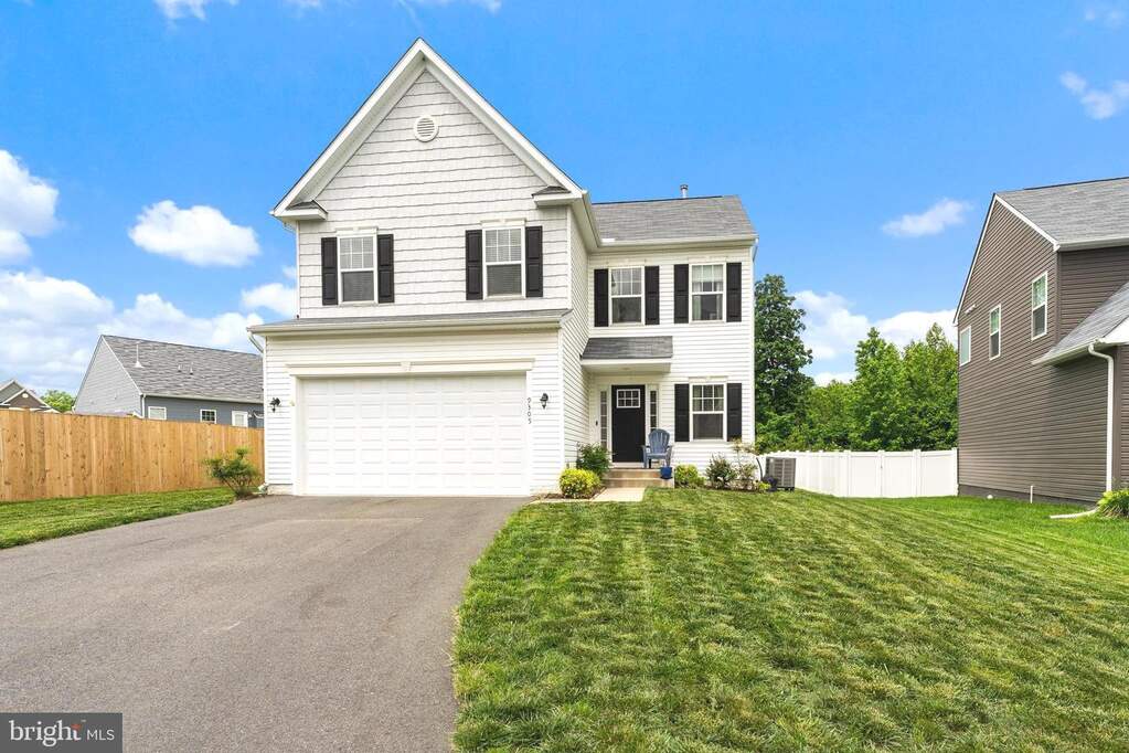 9305 Cedar Forest Drive