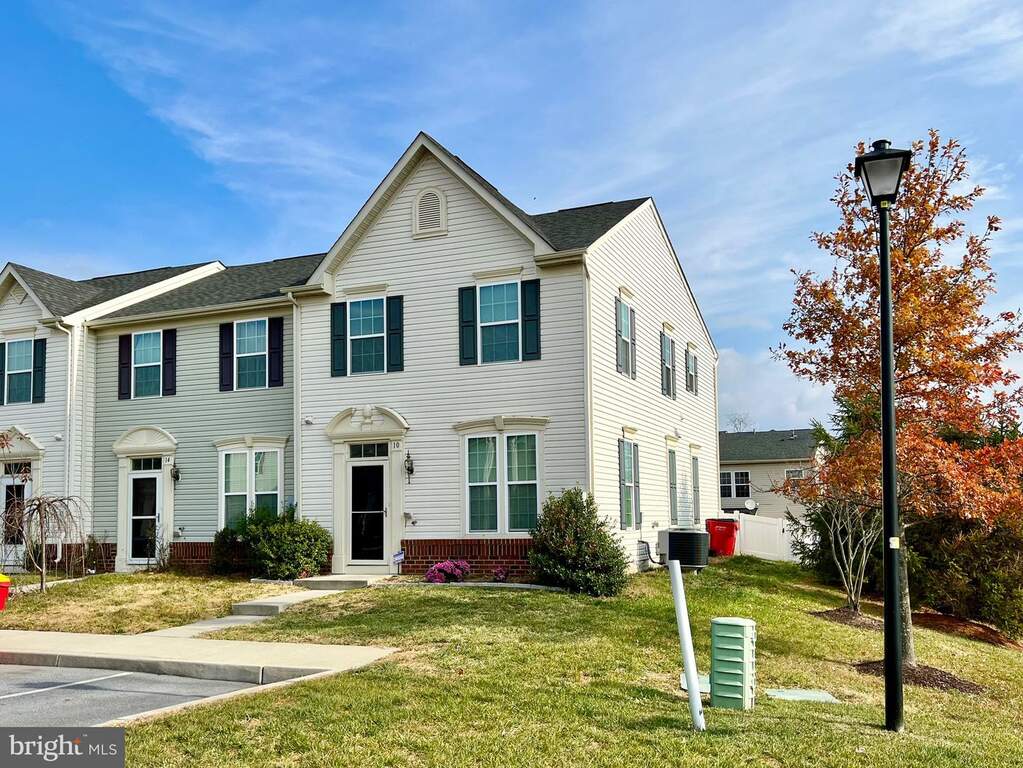 10 Erie Place, Falling Waters, WV 25419 MLS WVBE2024864 RLAH