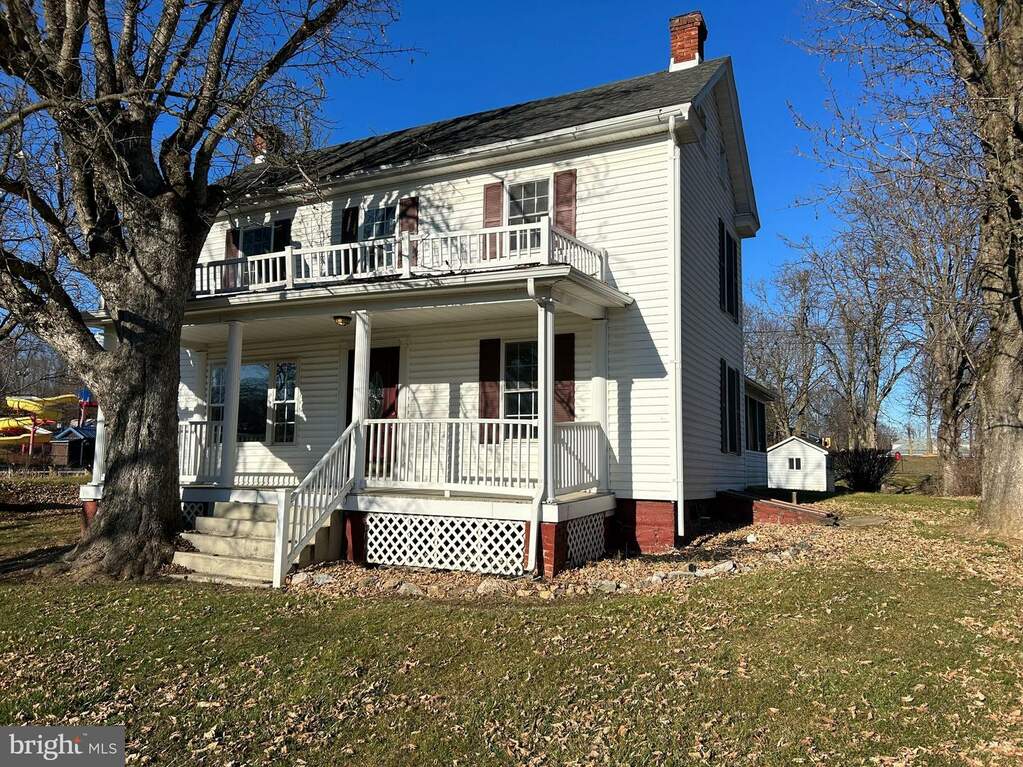 2207 Henshaw Road, Inwood, WV 25428 MLS WVBE2025408 RLAH properties