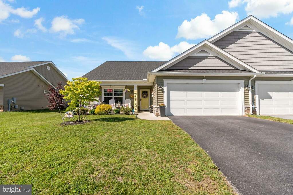 56 Saffron Terrace, Falling Waters, WV 25419 MLS WVBE2029830 RLAH