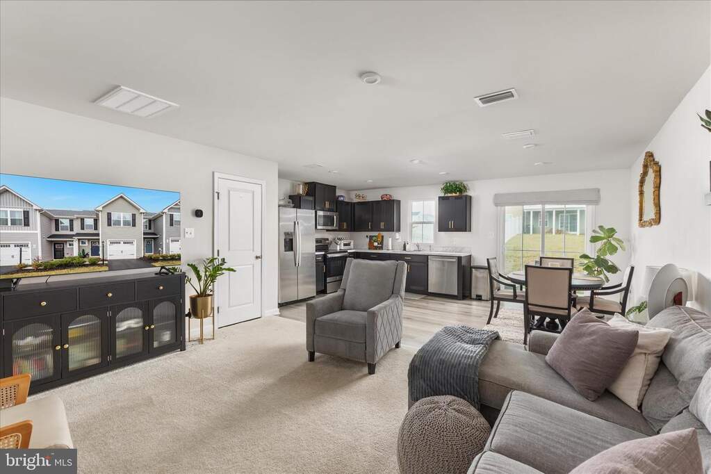 130 Calais Place, Hedgesville, WV 25427 - More