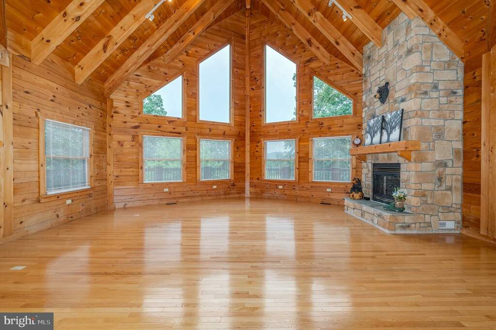 10 Locust Ridge Road, Moorefield, WV 26836 MLS WVHD2002138 RLAH