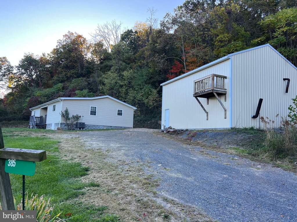 385 Carla Drive, Moorefield, WV 26836 MLS WVHD2002434 RLAH properties
