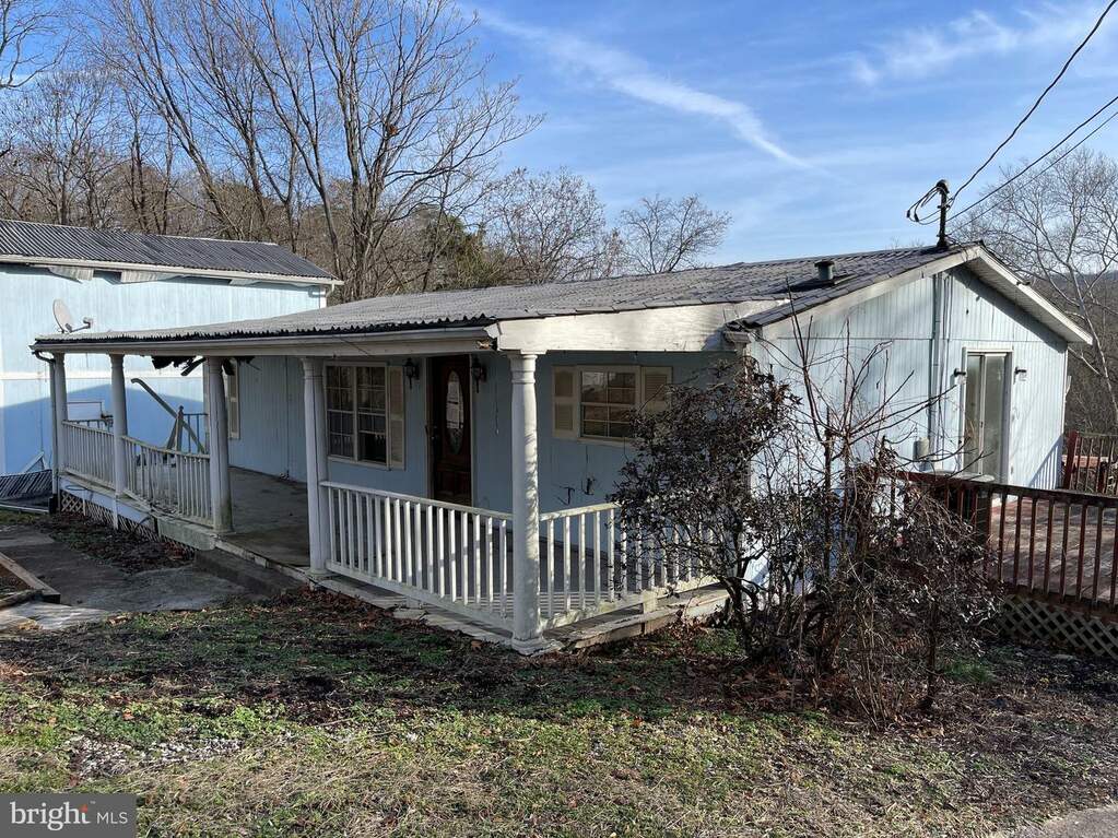 217 Campsite Trail, Harpers Ferry, WV 25425 MLS WVJF2010268 RLAH