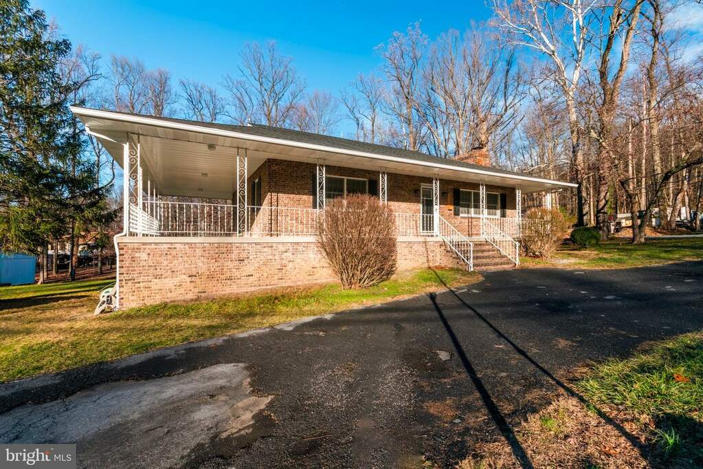 679 Gray Fox Road, Harpers Ferry, WV 25425 MLS WVJF2010296 RLAH