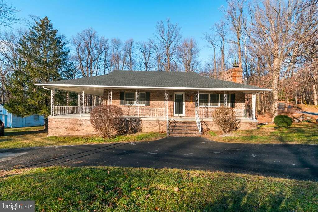 679 Gray Fox Road, Harpers Ferry, WV 25425 MLS WVJF2010296 RLAH